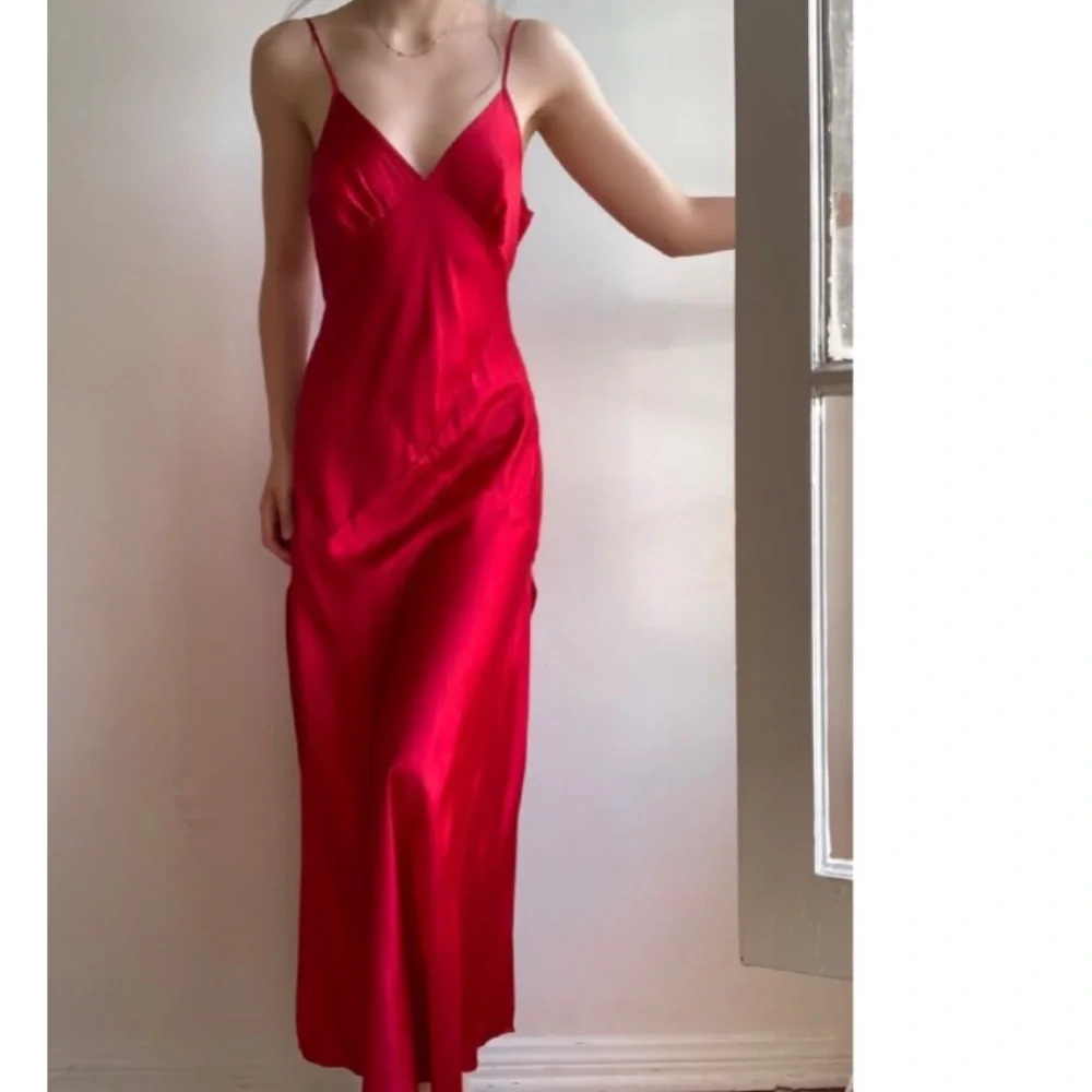 Vintage 90s 100% Silk Slip Dress Crimson Red High Slit Silk Dress Backless Bella - Picture 5 of 16